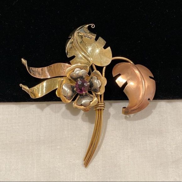 Vintage Jewelry - Vintage 1950’s Harry Iskin 10K Flower Brooch